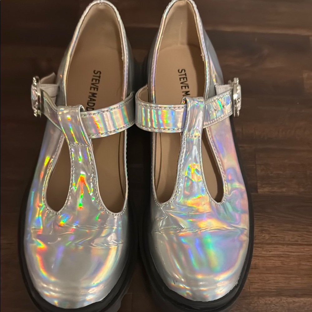 Steve Madden Silver Dress Shoes T-Strap Holographic